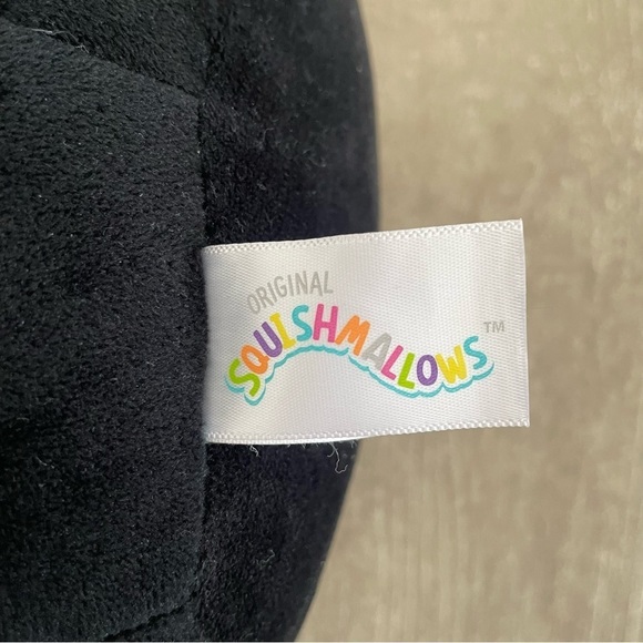 Squishmallows Emily the Bat Black - Picture 9 of 11